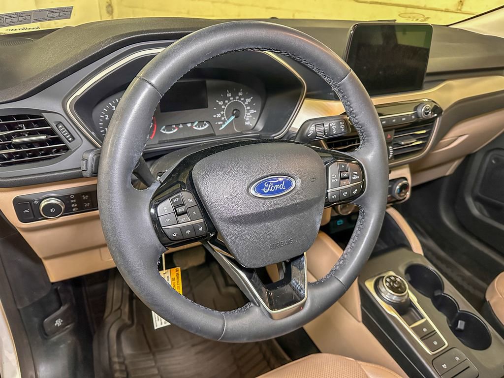 Certified 2022 Ford Escape SEL AWD/4WD image 27