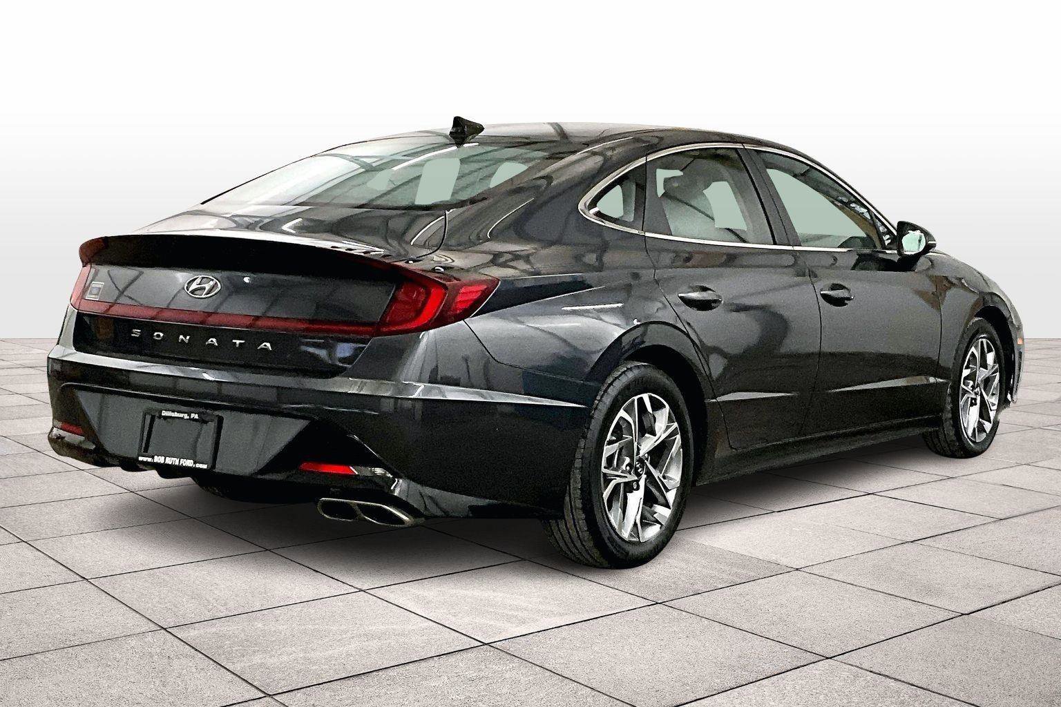 Used 2020 Hyundai Sonata SEL w/ Convenience Package image 3