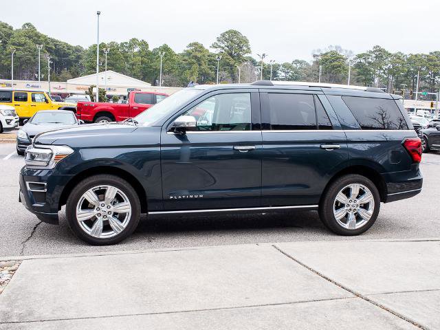 Certified 2024 Ford Expedition Platinum image 3