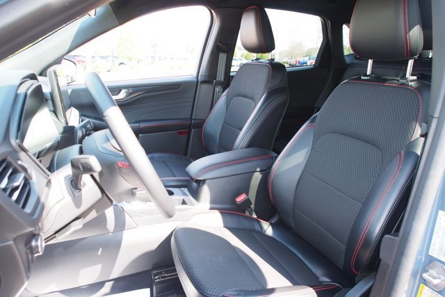 Certified 2023 Ford Escape ST-Line w/ Tech Pack #1 image 16