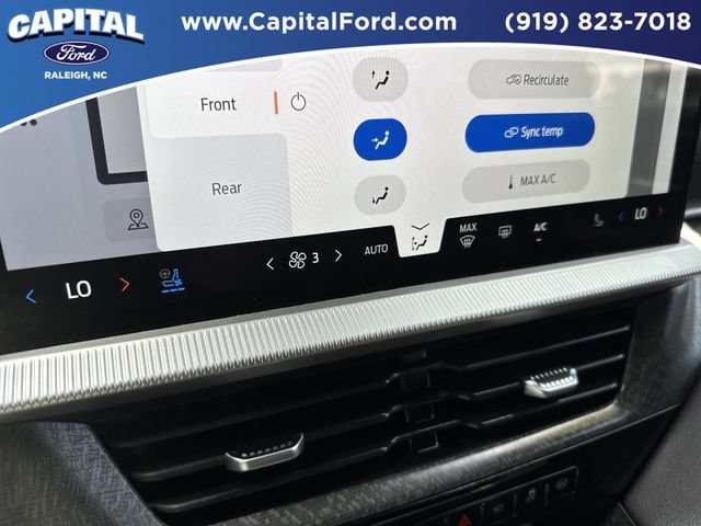 Certified 2025 Ford Explorer Platinum RWD image 30