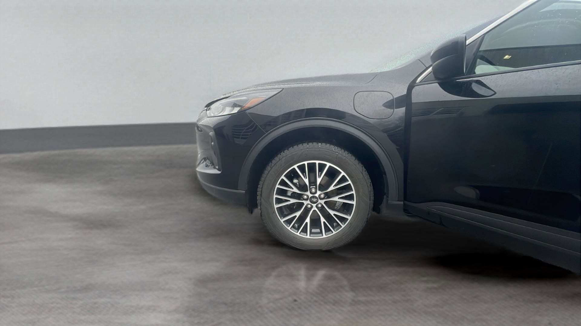 Certified 2023 Ford Escape SE FWD image 23