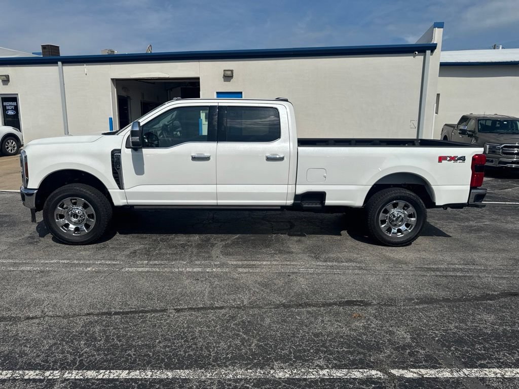 Certified 2025 Ford F350 Lariat w/ Lariat Ultimate Package AWD/4WD image 13