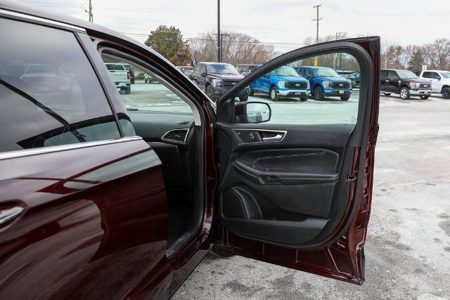 Certified 2024 Ford Edge Titanium image 23