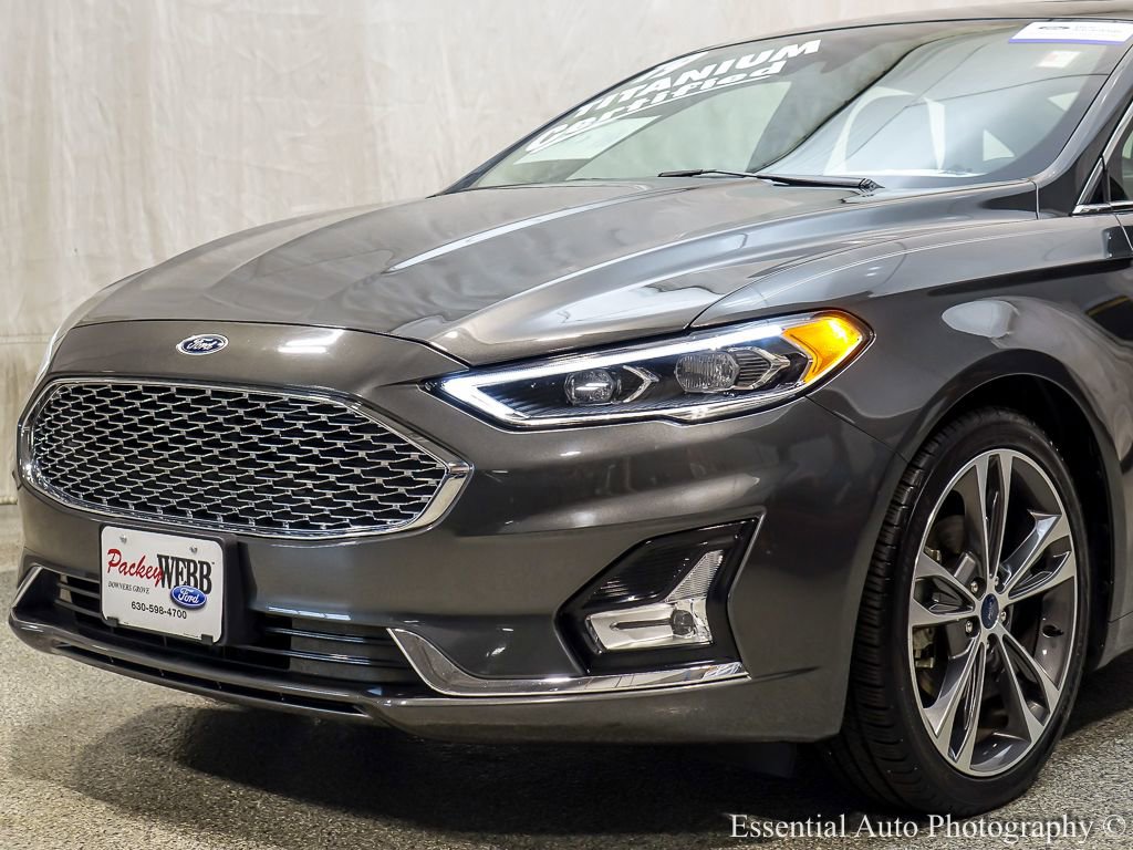 Certified 2019 Ford Fusion Titanium FWD image 3