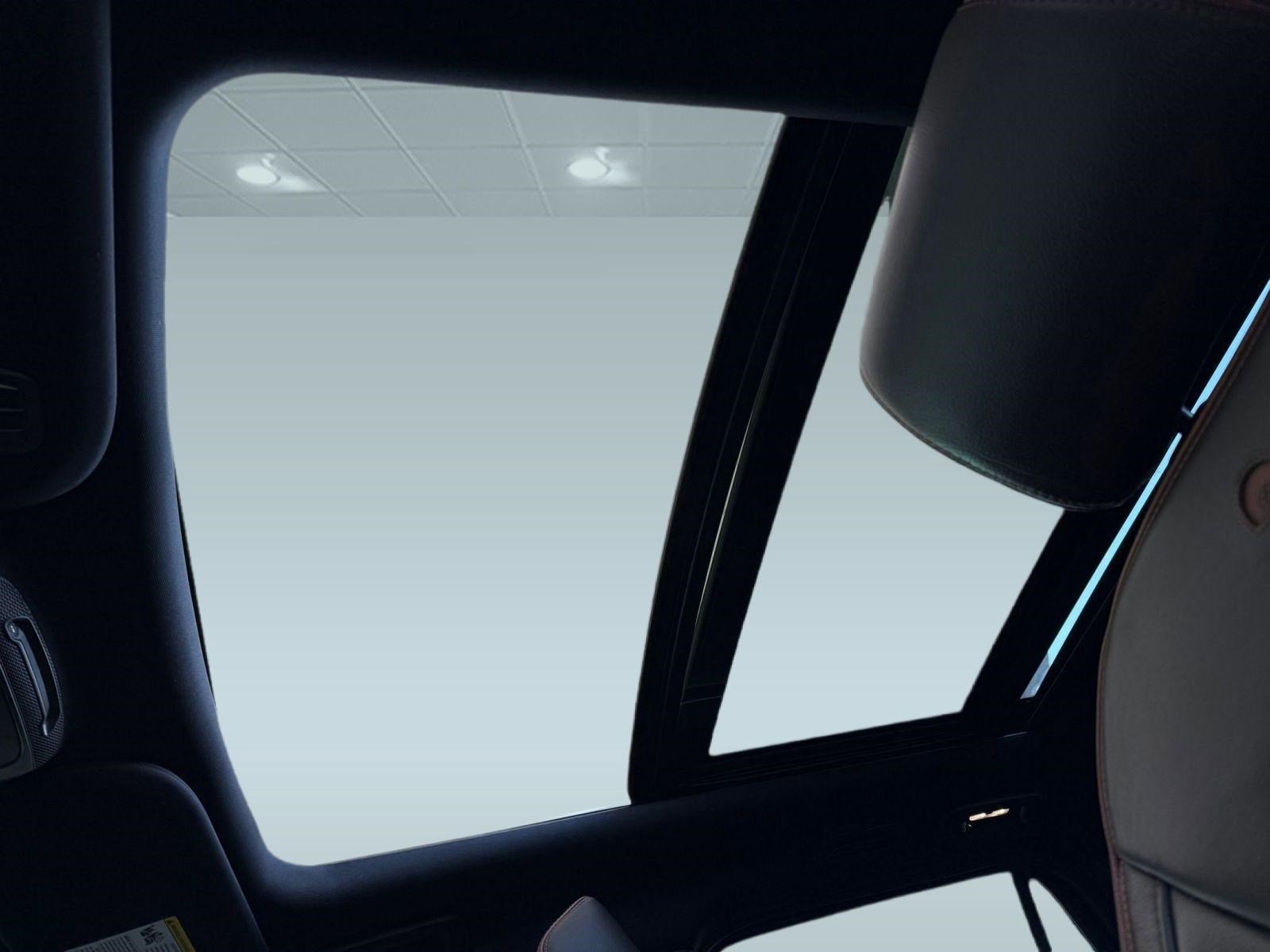 Certified 2021 Ford Expedition Max King Ranch w/ Cargo Package image 16