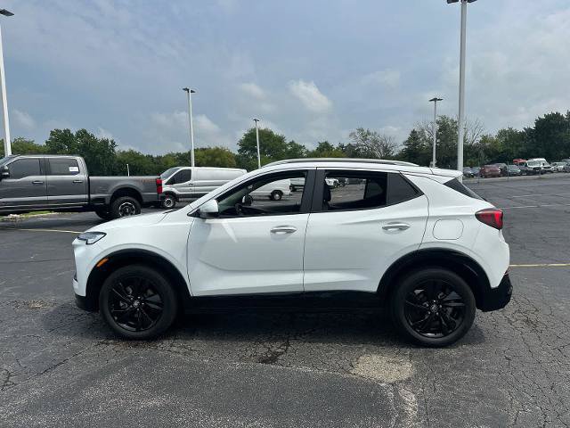 Used 2024 Buick Encore GX Sport Touring w/ Comfort Package FWD image 5