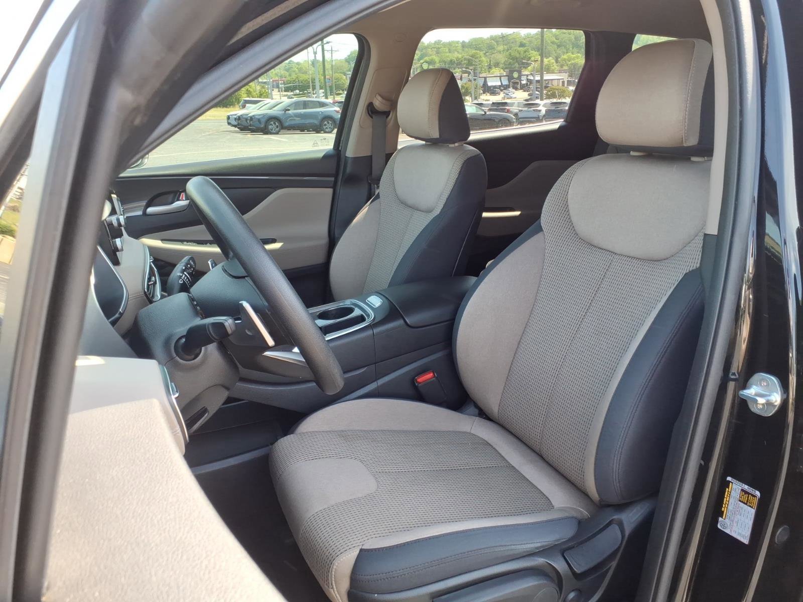 Used 2023 Hyundai Santa Fe SE w/ Cargo Package FWD image 11