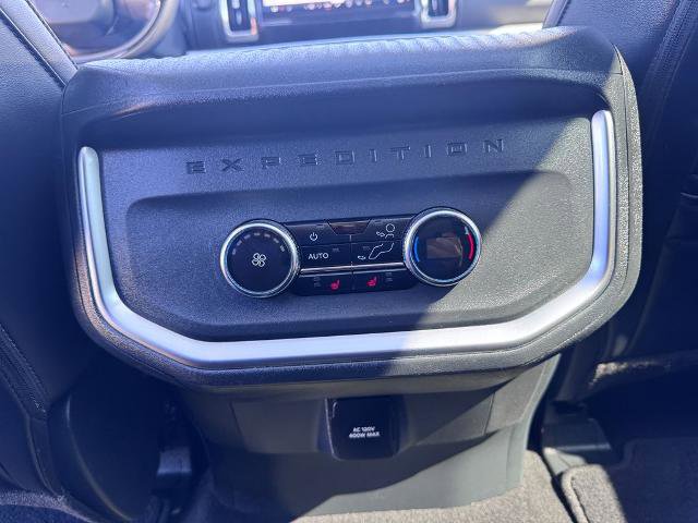 Certified 2025 Ford Expedition Platinum AWD/4WD image 17