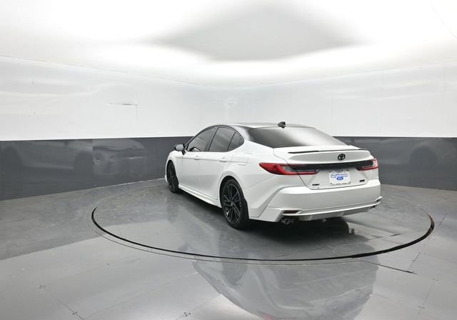 Used 2025 Toyota Camry XSE w/ Premium Plus Package image 5