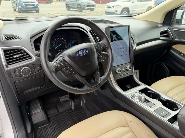 Certified 2022 Ford Edge SEL AWD/4WD image 6