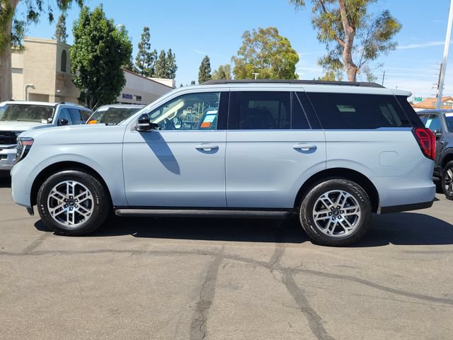 Certified 2025 Ford Expedition Active AWD/4WD image 30