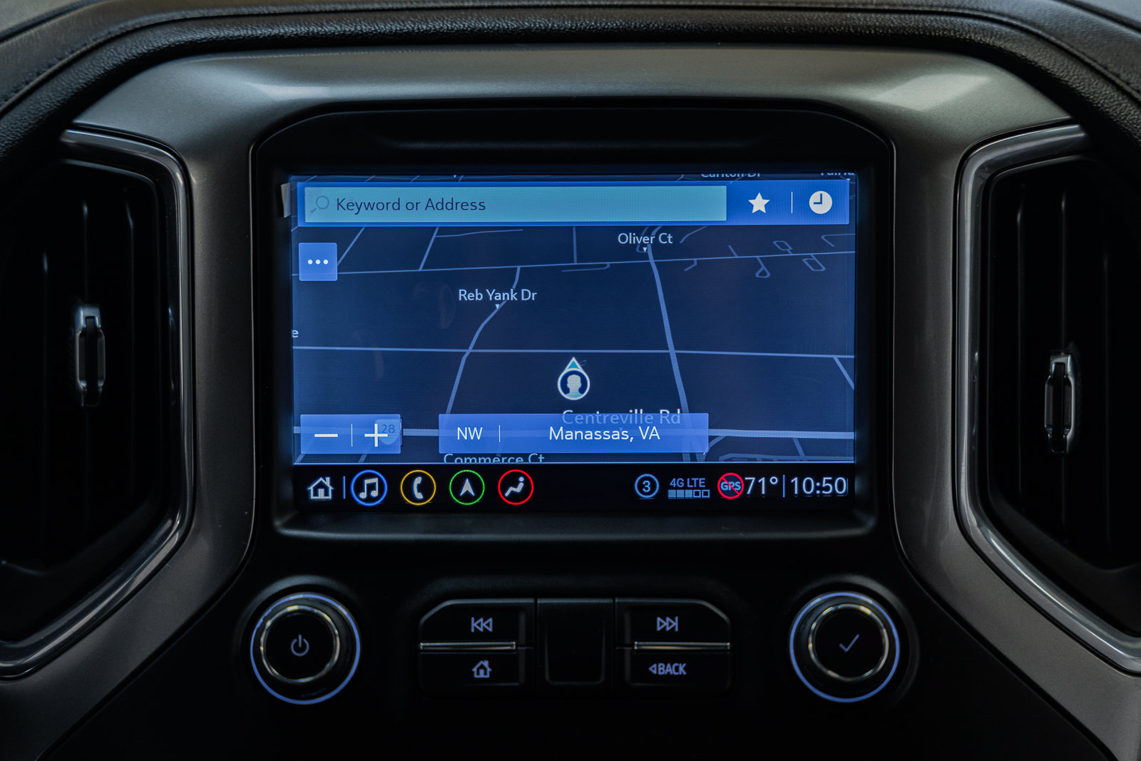 Used 2020 Chevrolet Silverado 1500 LTZ w/ LTZ Premium Package AWD/4WD image 21