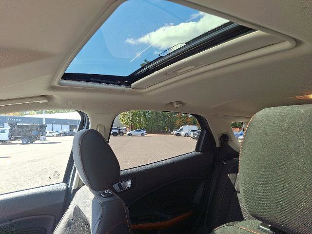 Certified 2022 Ford EcoSport SE w/ SE Appearance Package image 14