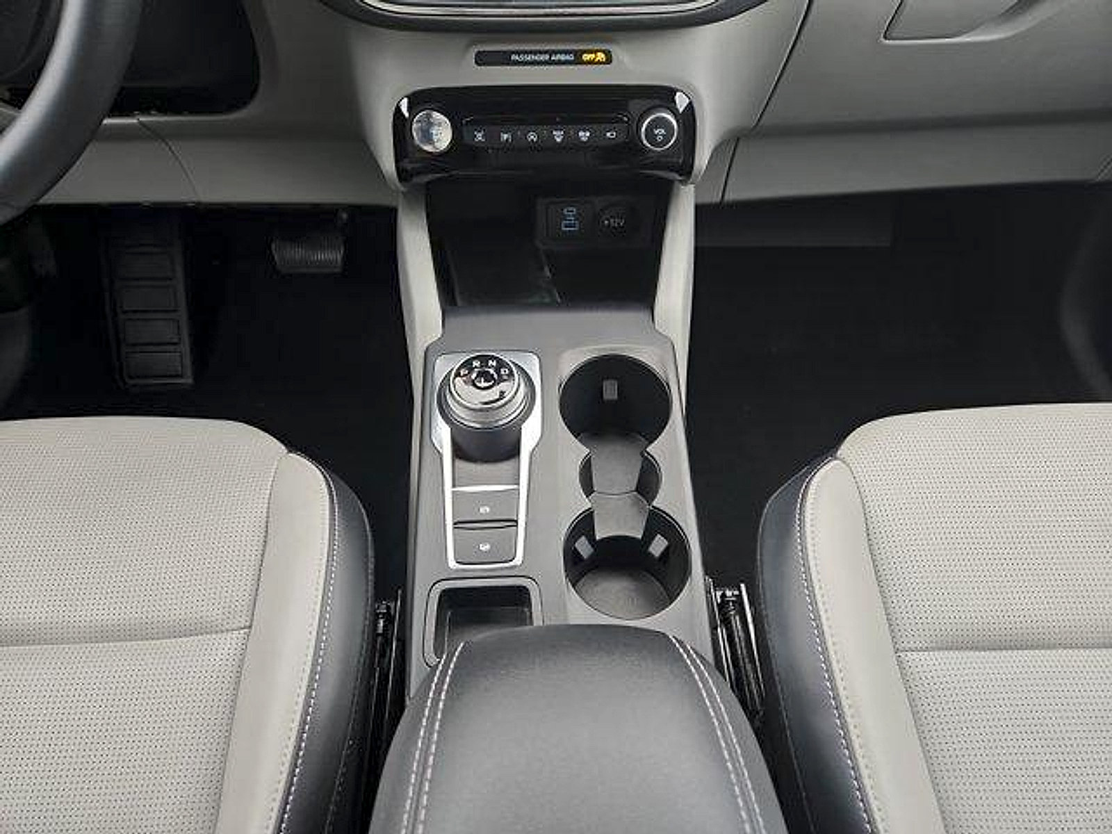 Certified 2023 Ford Escape Platinum AWD/4WD image 19