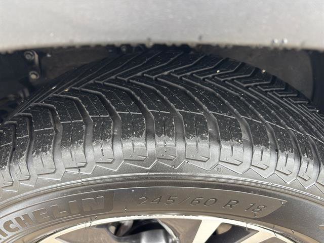 Used 2017 Toyota Highlander Plus w/ Protection Package #3 AWD/4WD image 10