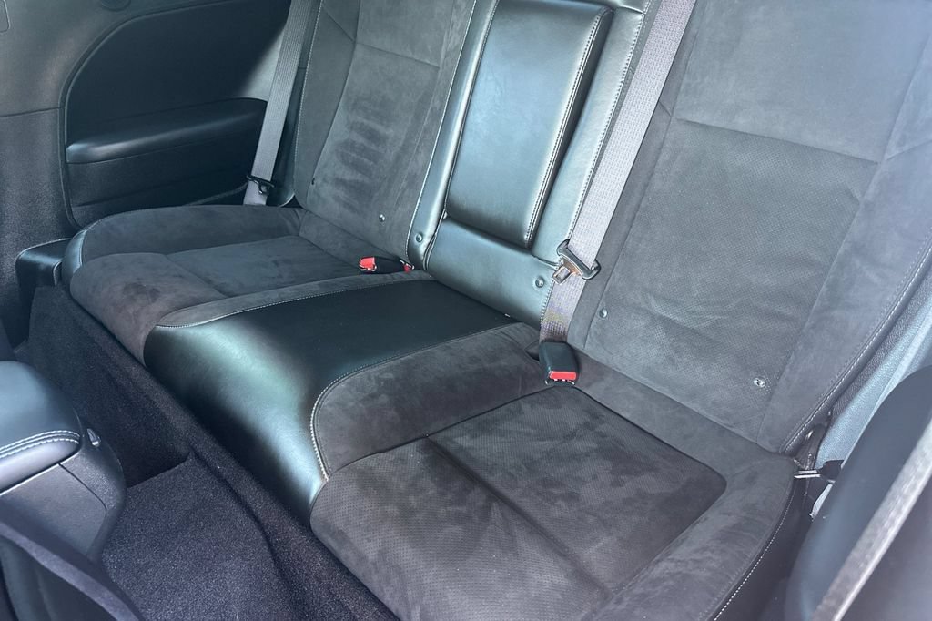 Used 2022 Dodge Challenger R/T Scat Pack RWD image 12