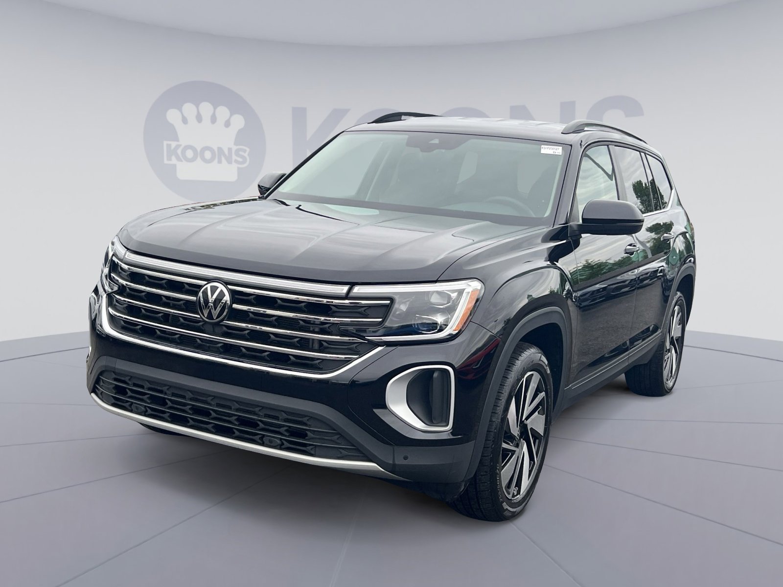 Used 2025 Volkswagen Atlas SE FWD image 5