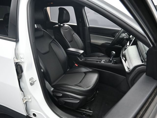 Used 2024 Jeep Compass Latitude image 27