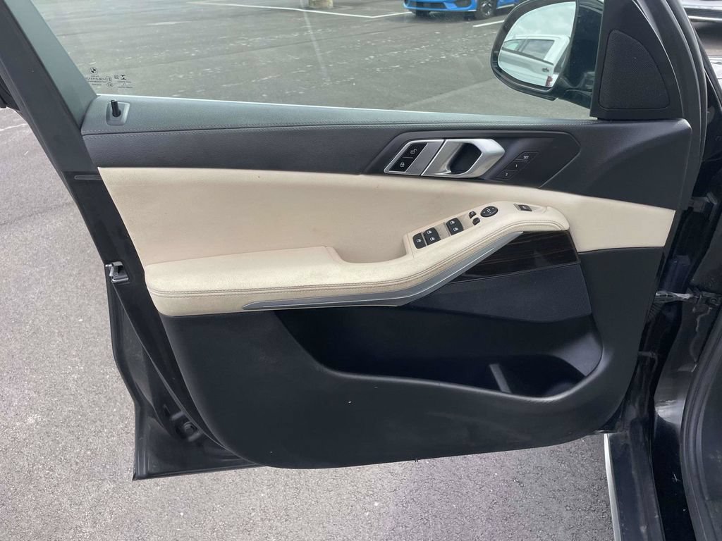 Used 2019 BMW X5 xDrive40i AWD/4WD image 15