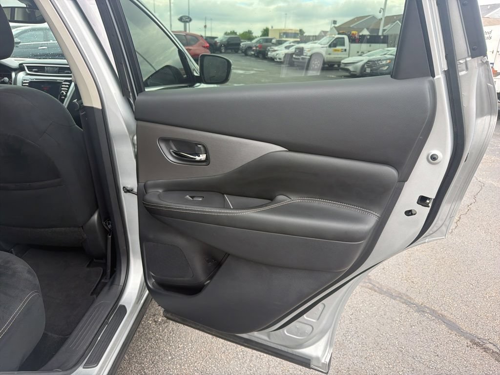 Used 2020 Nissan Murano SV AWD/4WD image 44