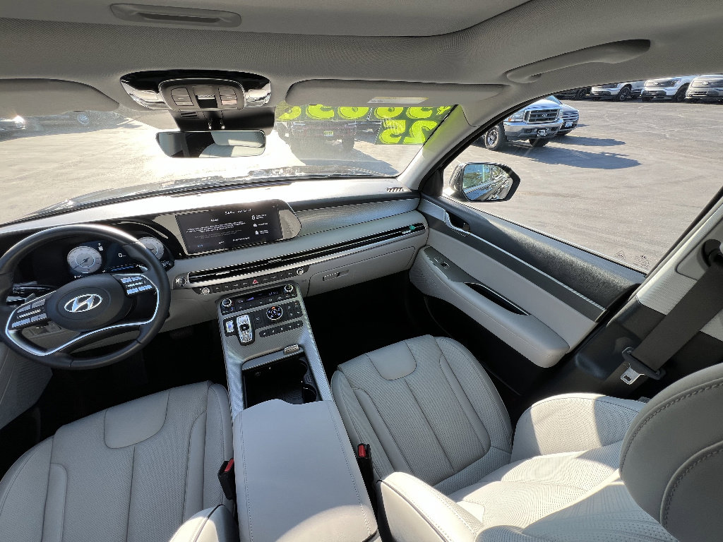 Used 2025 Hyundai Palisade SEL AWD/4WD image 16