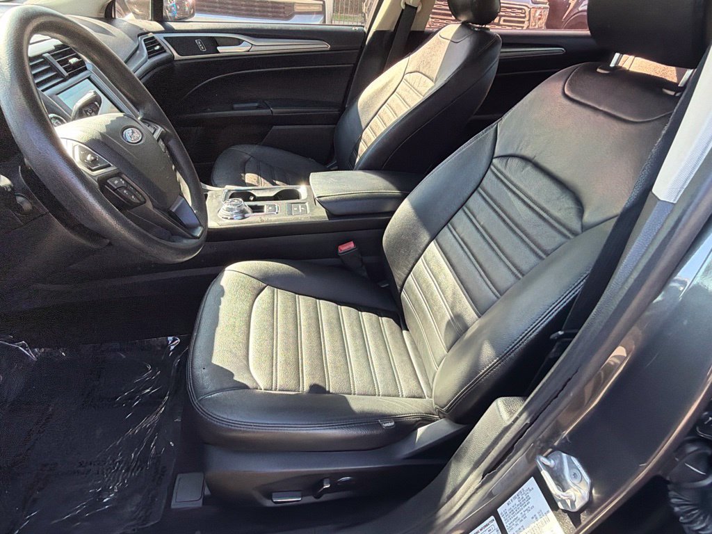 Certified 2019 Ford Fusion SE FWD image 22