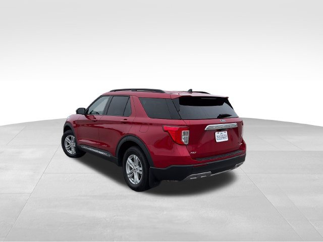 Certified 2024 Ford Explorer XLT w/ Equipment Group 202A AWD/4WD image 4