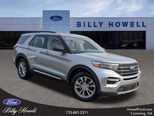 Certified 2023 Ford Explorer XLT w/ Equipment Group 202A RWD image 1