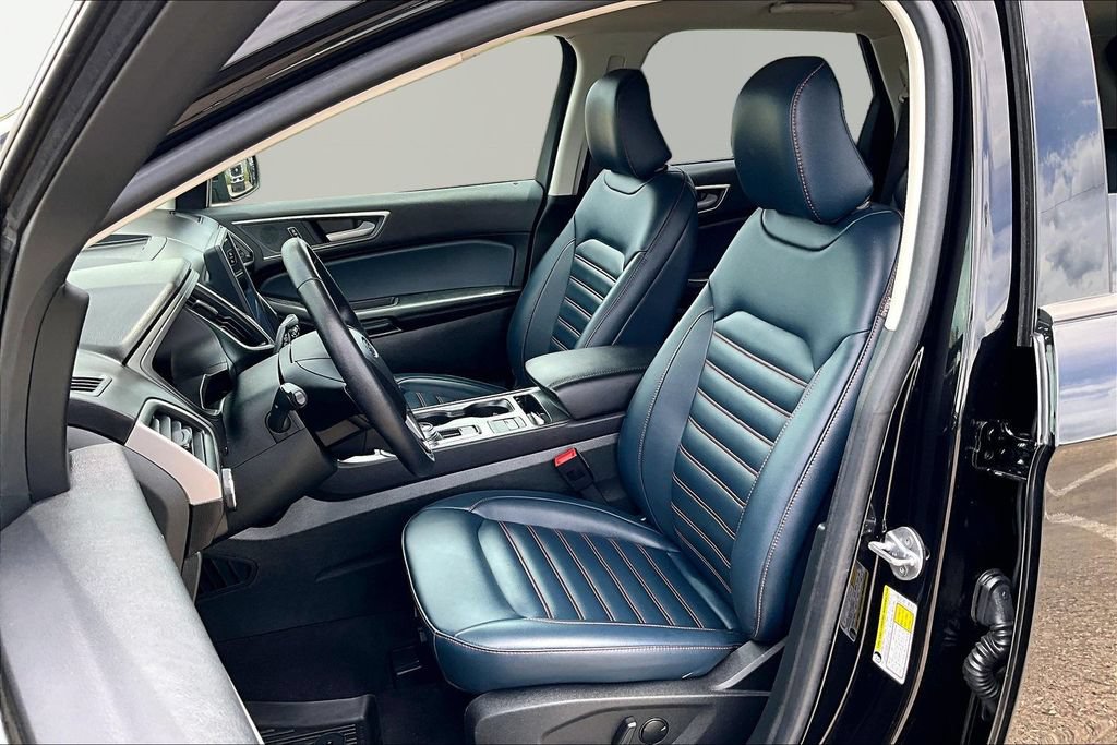 Certified 2023 Ford Edge SEL w/ Sport Appearance Package AWD/4WD image 25