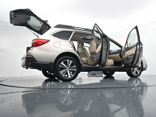 Used 2018 Subaru Outback 2.5i Limited AWD/4WD image 40