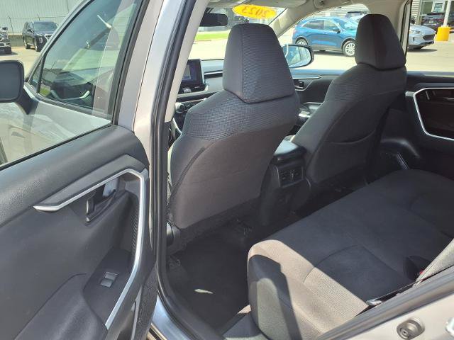 Used 2023 Toyota RAV4 LE FWD image 16
