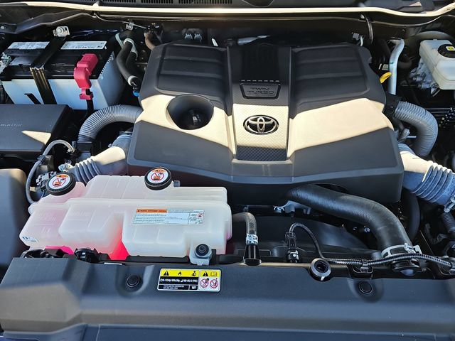 Used 2023 Toyota Tundra Limited w/ Power Package RWD image 32