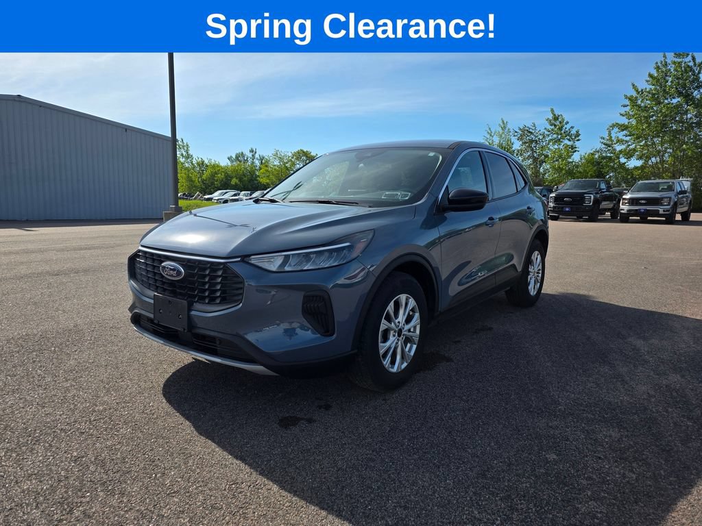 Certified 2023 Ford Escape Active AWD/4WD image 3