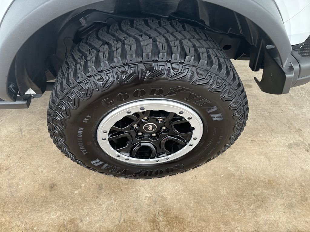Certified 2024 Ford Bronco Badlands w/ Sasquatch Package image 23