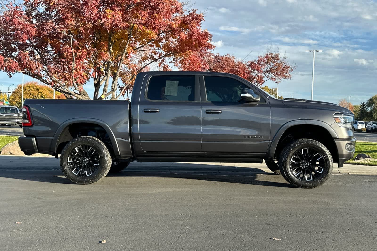Used 2021 RAM 1500 Laramie AWD/4WD image 8