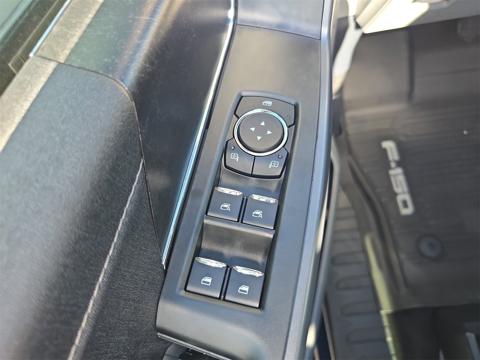 Certified 2025 Ford F150 Lightning XLT image 13