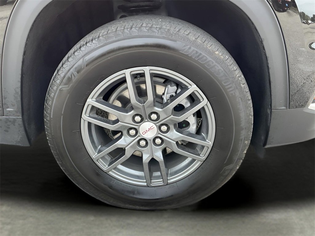 Used 2025 GMC Acadia Elevation image 15