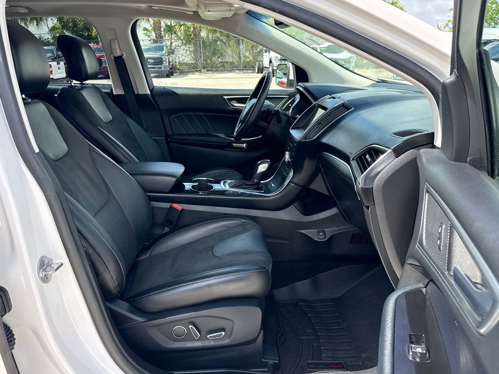 Certified 2017 Ford Edge Sport w/ Equipment Group 401A AWD/4WD image 26