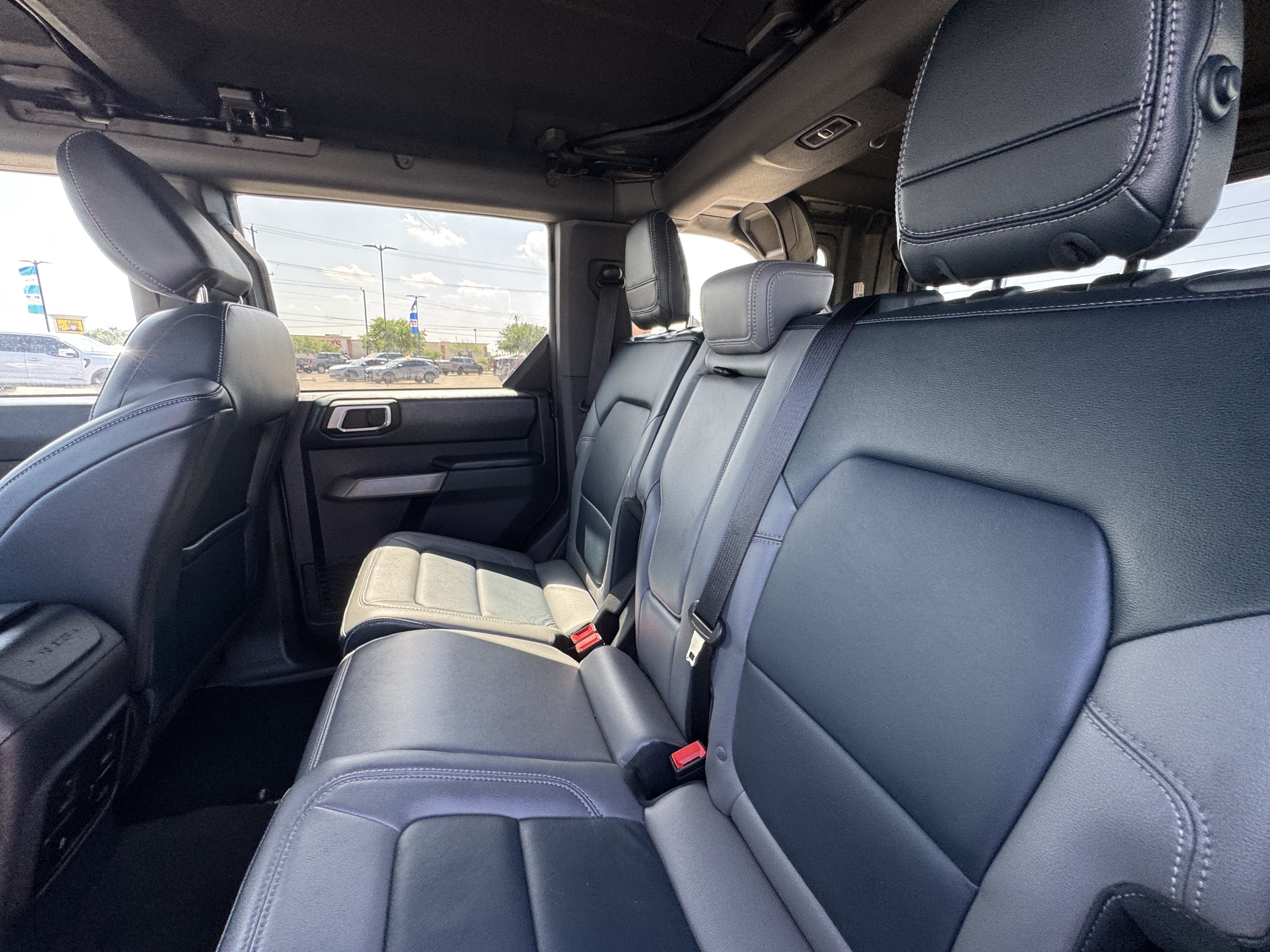Certified 2023 Ford Bronco Outer Banks AWD/4WD image 26