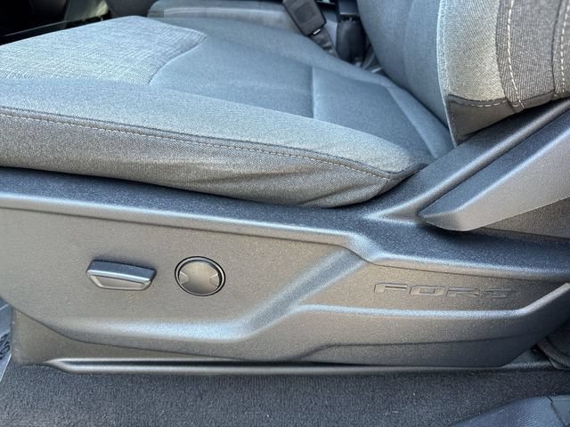 Certified 2025 Ford F350 XLT AWD/4WD image 12