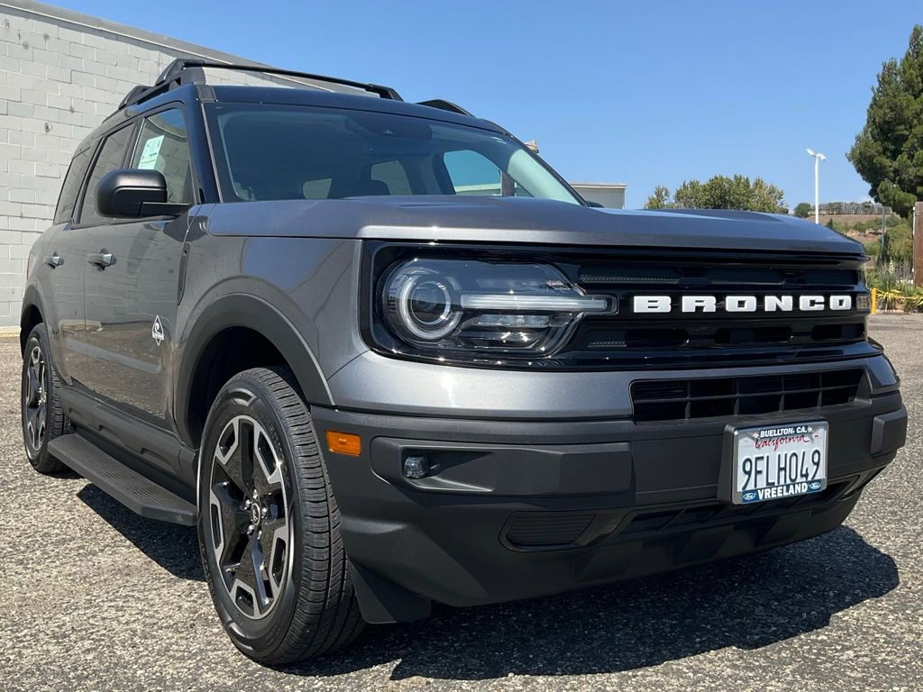 Certified 2022 Ford Bronco Sport Outer Banks w/ Tech Package image 18