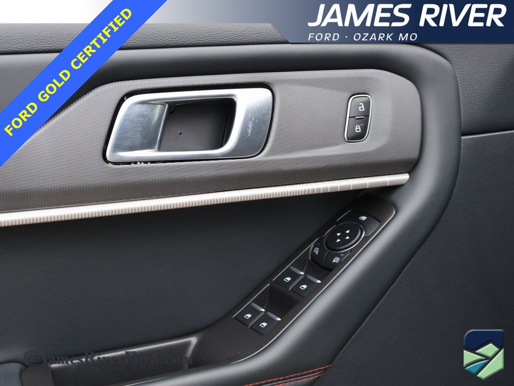 Certified 2025 Ford Explorer ST-Line w/ ST-Line Street Pack image 23