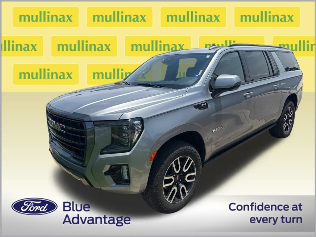 Used 2023 GMC Yukon XL AT4 w/ Max Trailering Package AWD/4WD image 2