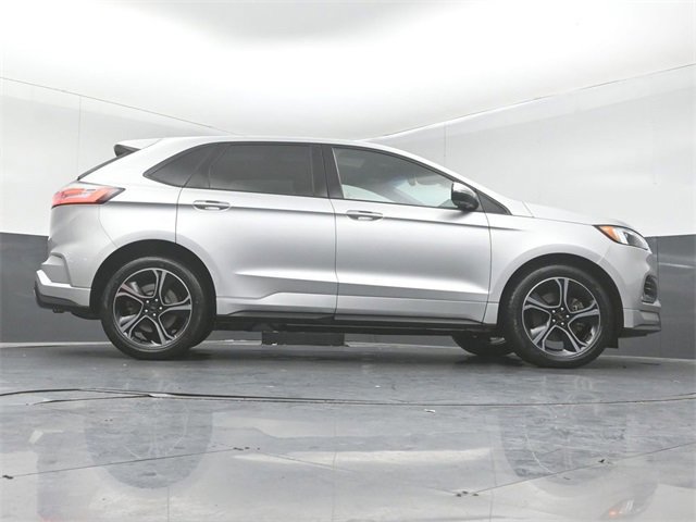 Certified 2019 Ford Edge ST w/ Convenience Package image 17