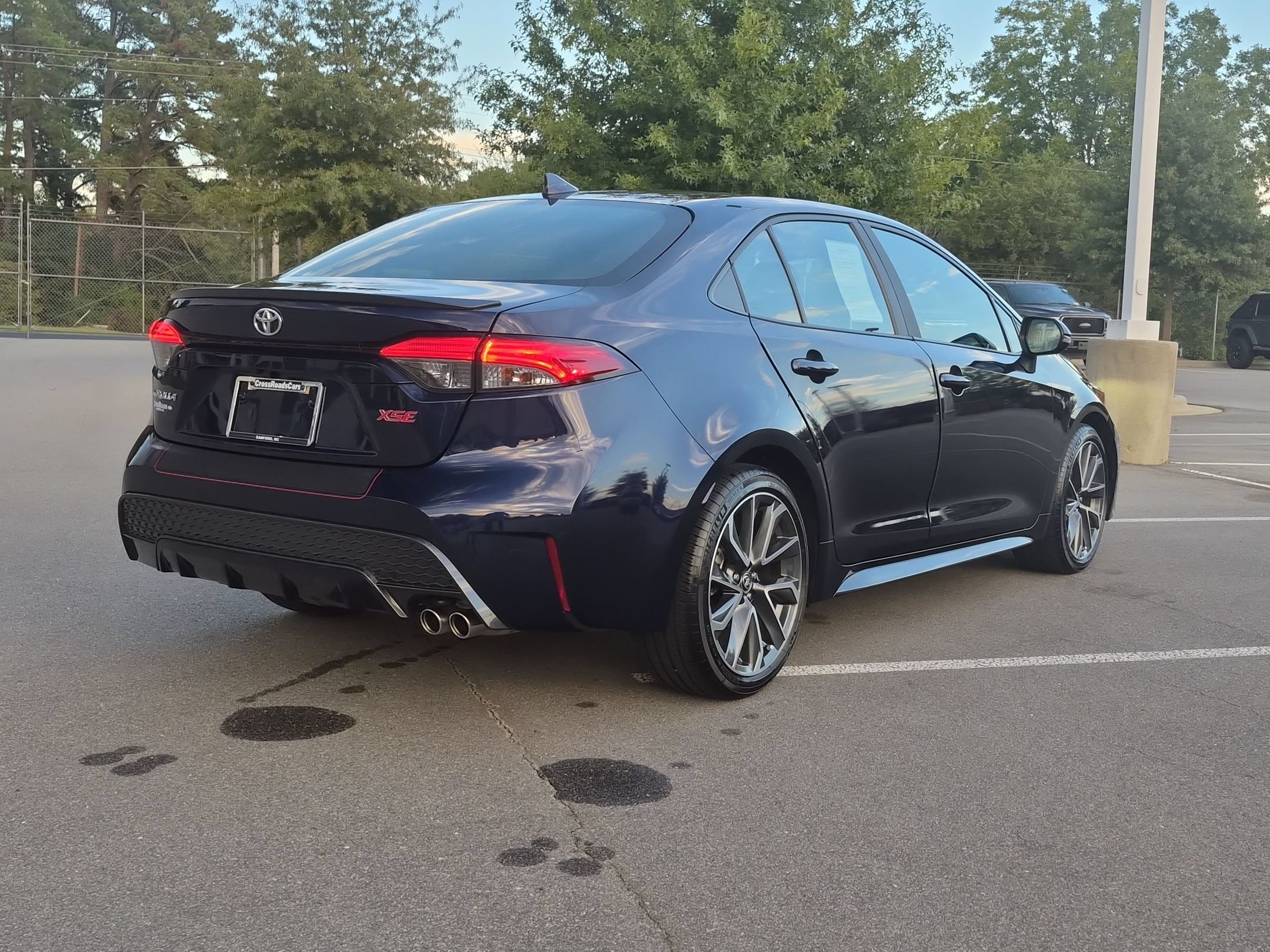 Used 2021 Toyota Corolla XSE FWD image 4