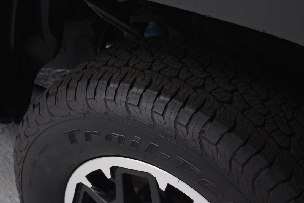 Used 2025 Toyota Tacoma TRD Off-Road AWD/4WD image 16