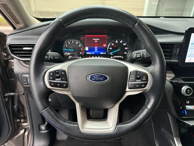Certified 2021 Ford Explorer Limited AWD/4WD image 15