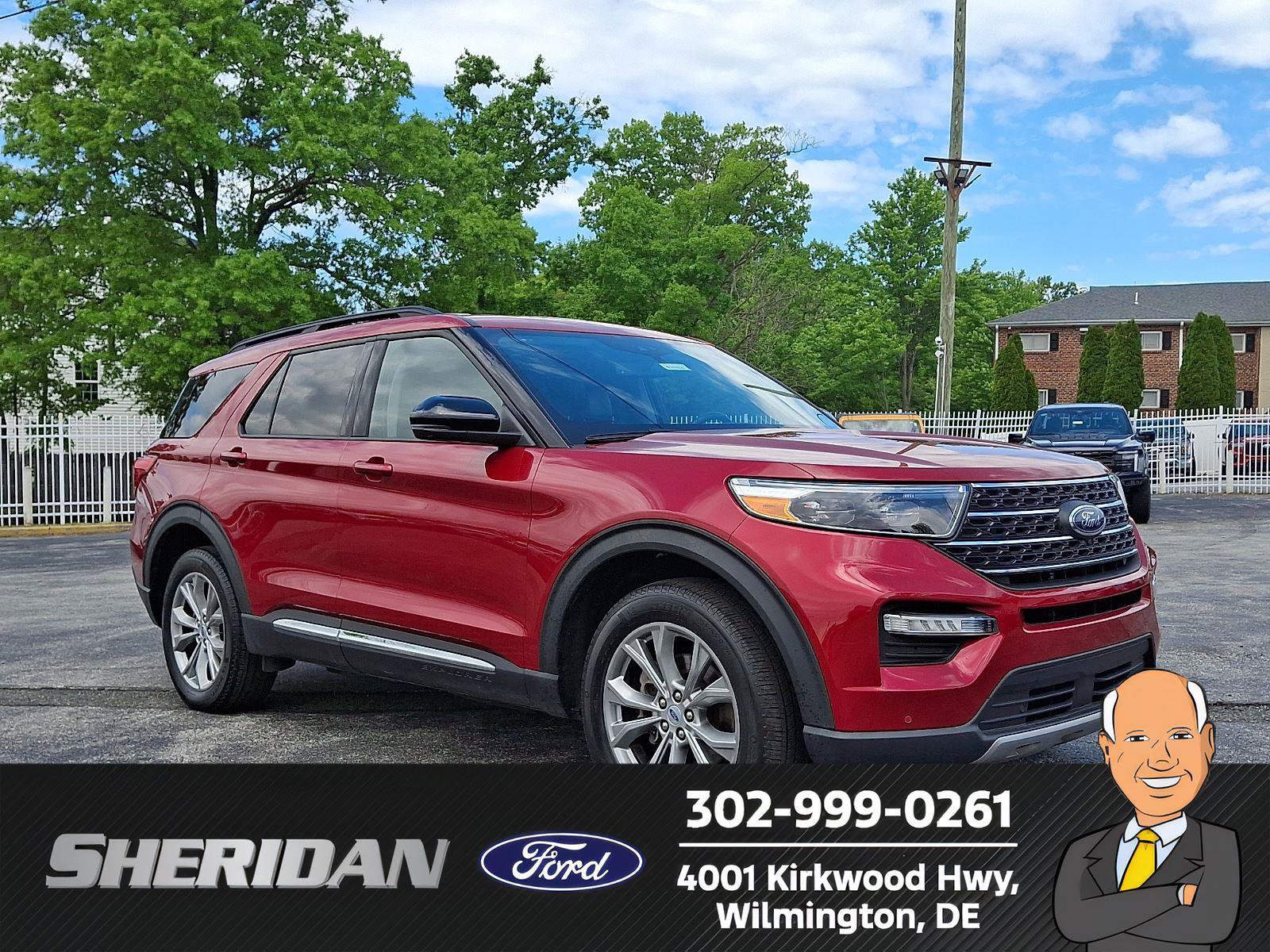 Certified 2023 Ford Explorer XLT w/ Equipment Group 202A AWD/4WD image 1