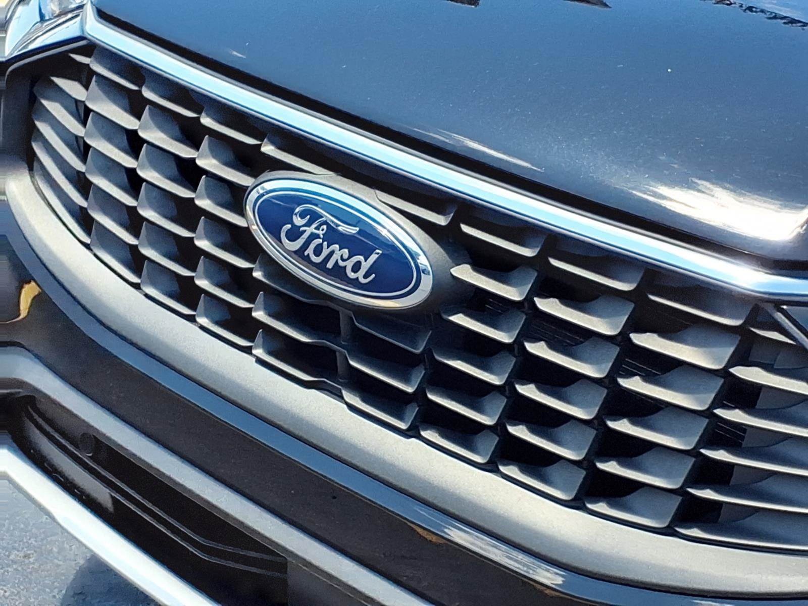 Certified 2023 Ford Escape Active AWD/4WD image 32